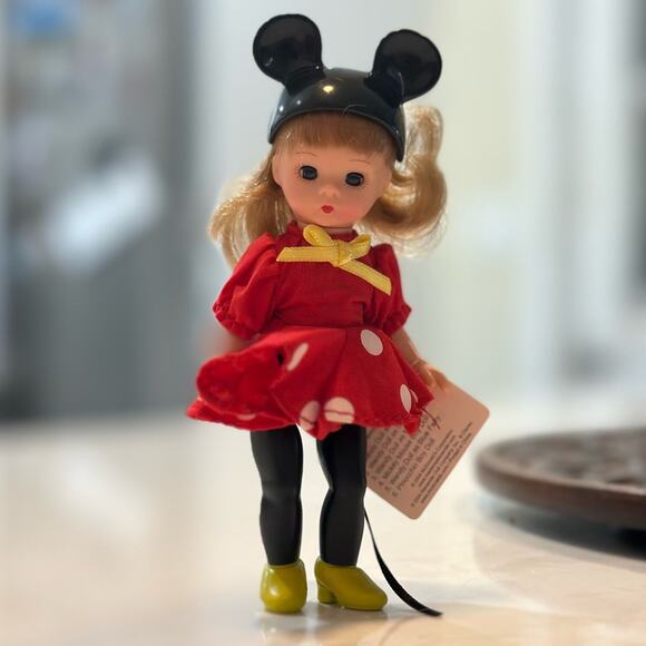 Vintage McDonalds Madame Alexander Little Red Riding Hood and Minnie Mouse - Picture 5 of 9